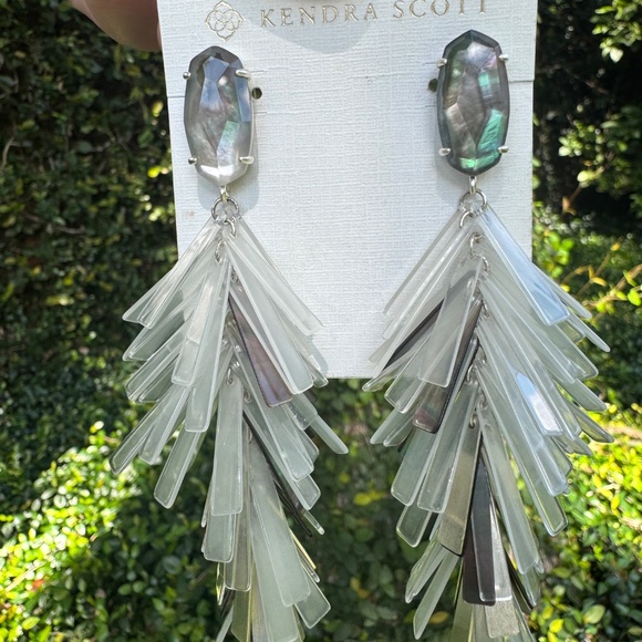 Glamorous Kendra Scott Justyne Statement Earrings ~ Never Worn - Picture 2 of 6